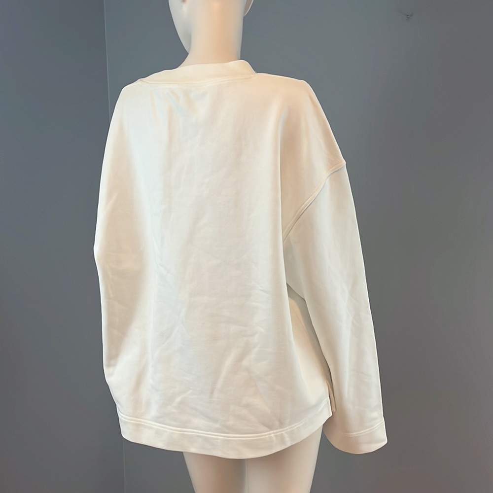 Burberry Cream Boxy Crewneck Sweatshirt - Picture 6 of 11